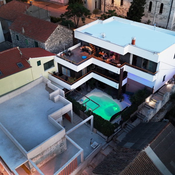 BASIC MANSION ( Apartmani &Scaron;ibenik ), Basic Mansion s bazenom, &Scaron;ibenik, Dalmacija &Scaron;ibenik