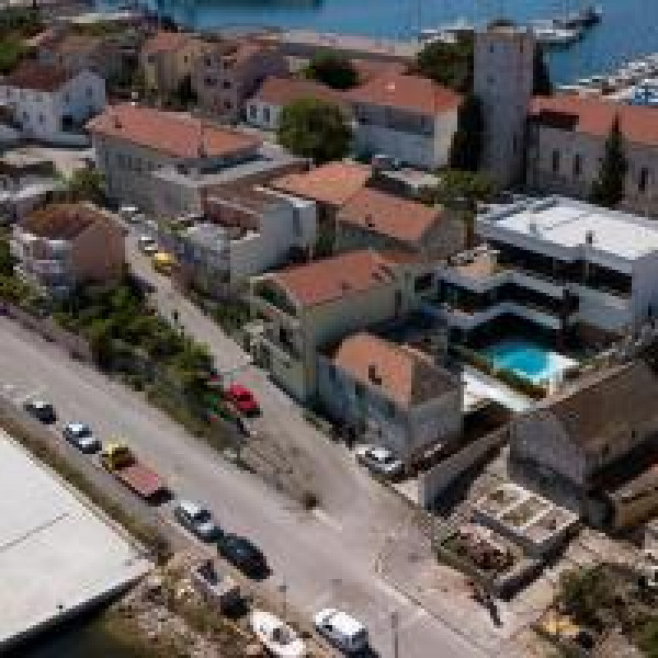 Das Wohnzimmer, BASIC MANSION , Bašić Mansion mit Pool, Šibenik, Dalmatien, Kroatien Šibenik